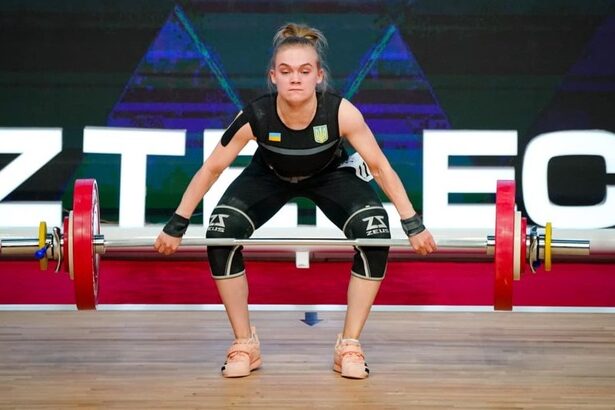 Самуляк та Давидова: Українські героїни Європейського чемпіонату з важкої атлетики!